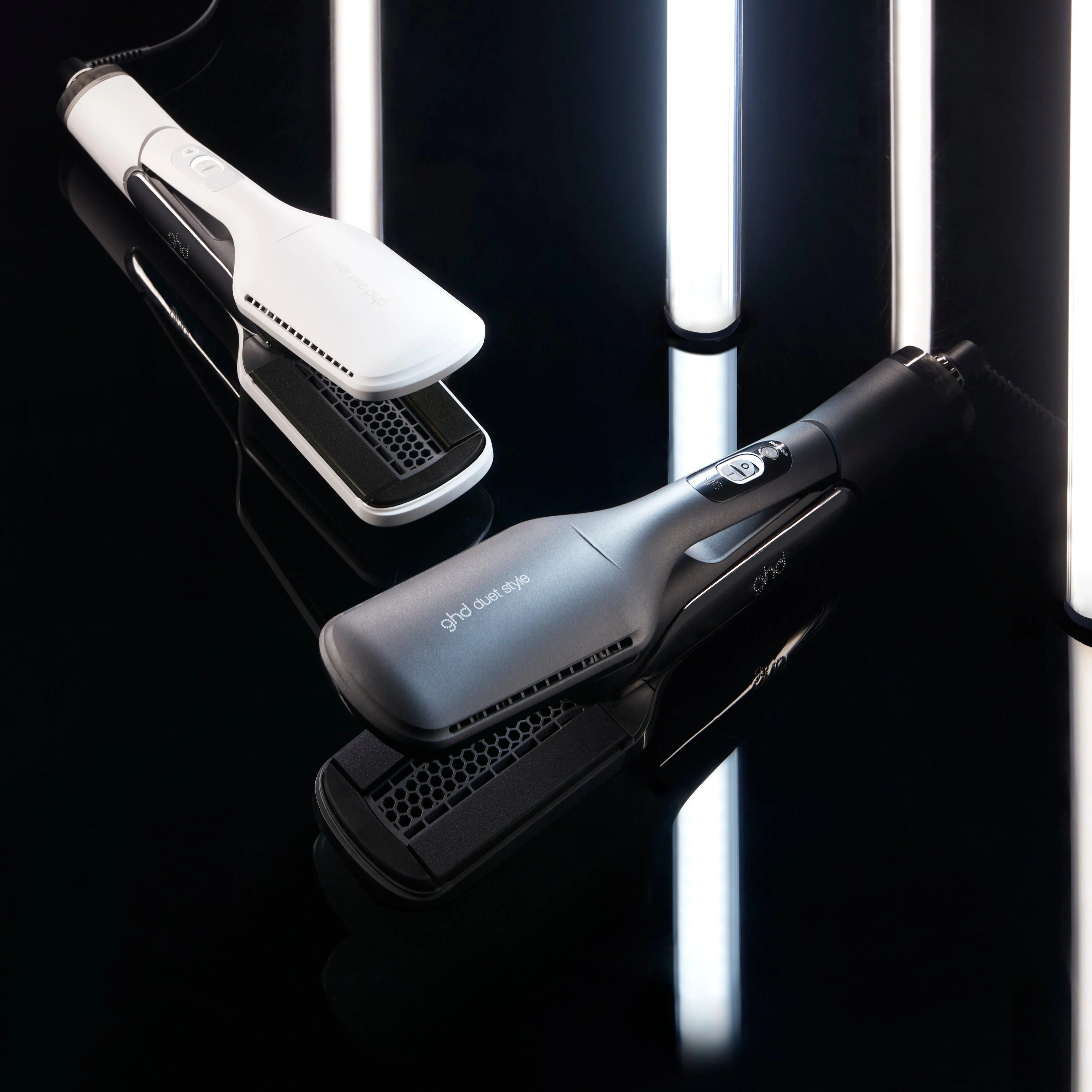 ghd Duet Style 2-in-1 Hot Air Styler In White