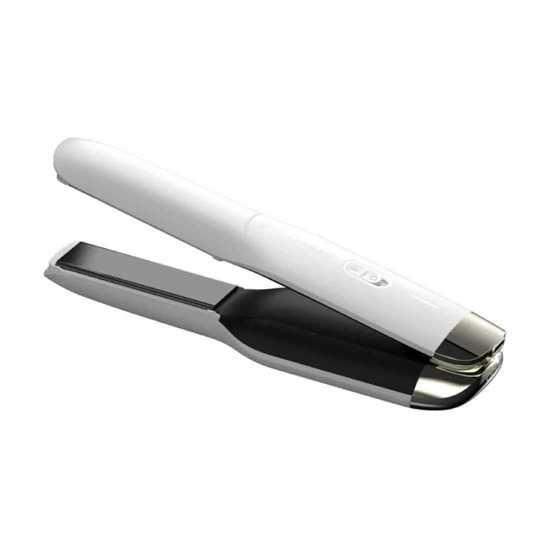 GHD UNPLUGGED™ CORDLESS HAIR STRAIGHTENER IN MATTE WHITE